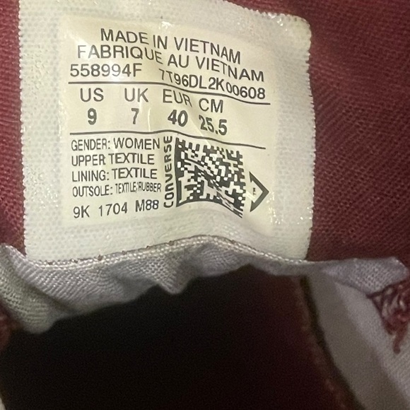 Converse Chuck Taylor Maroon Low-Top Sneakers Shoes - Picture 4 of 6